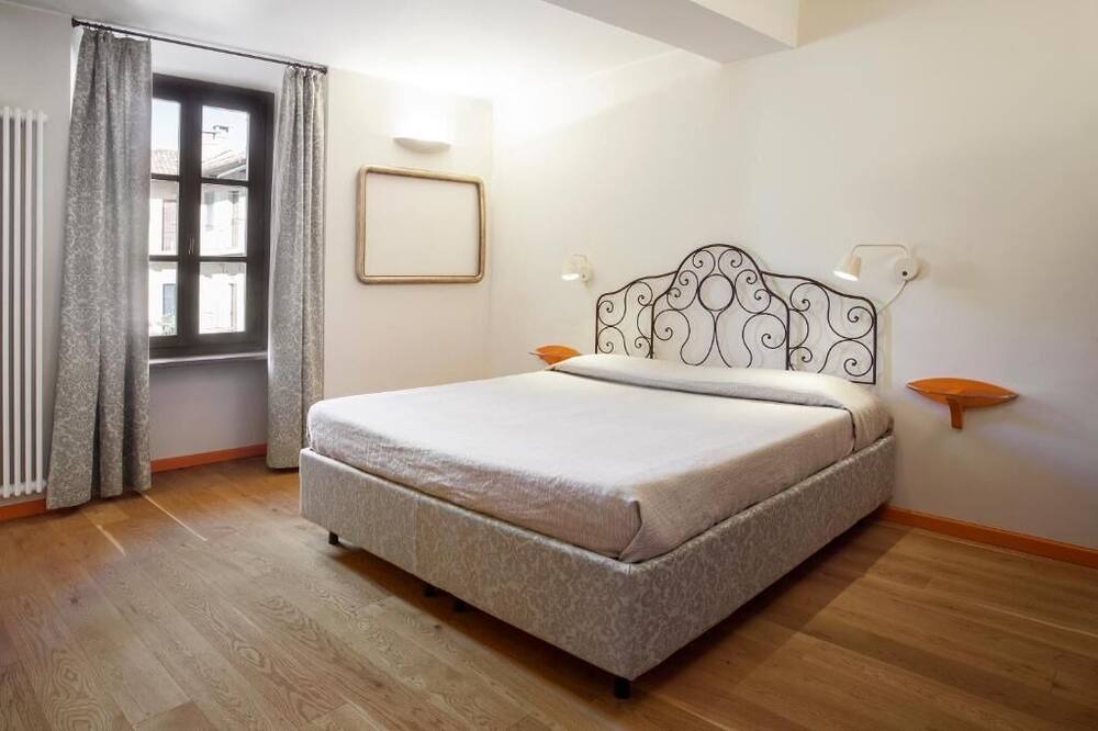 Photo of Bedroom in Vimercate
