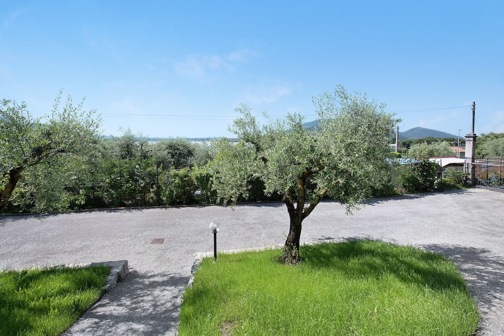 Photo of Outdoor in Predore