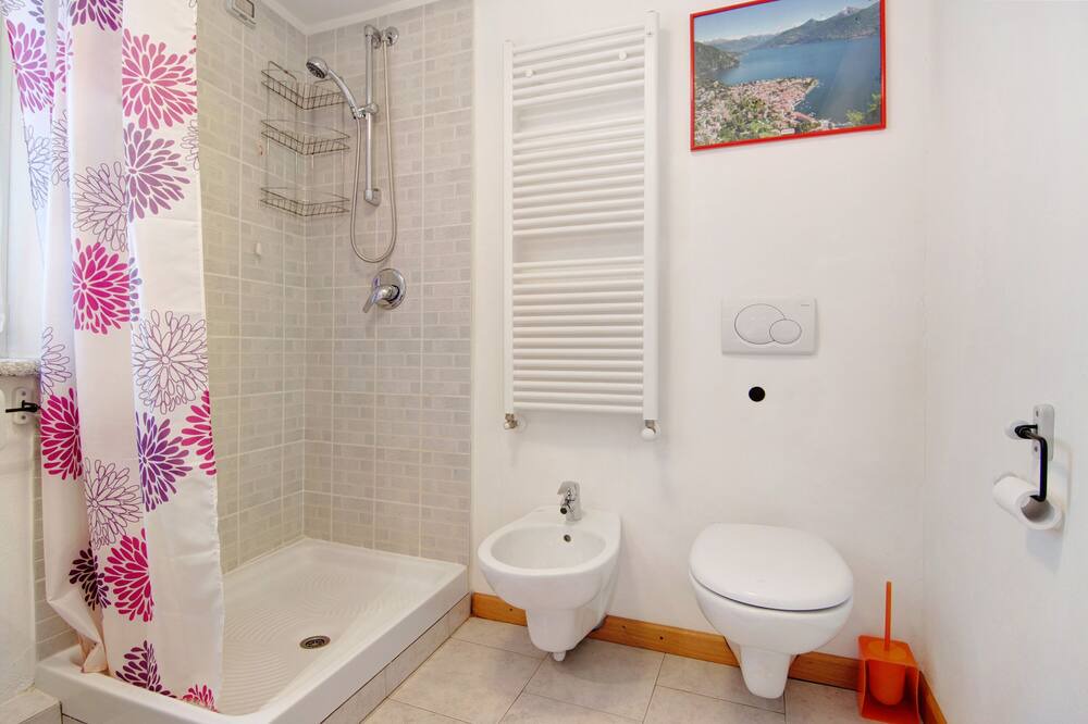 Photo of Bathroom in Naggio
