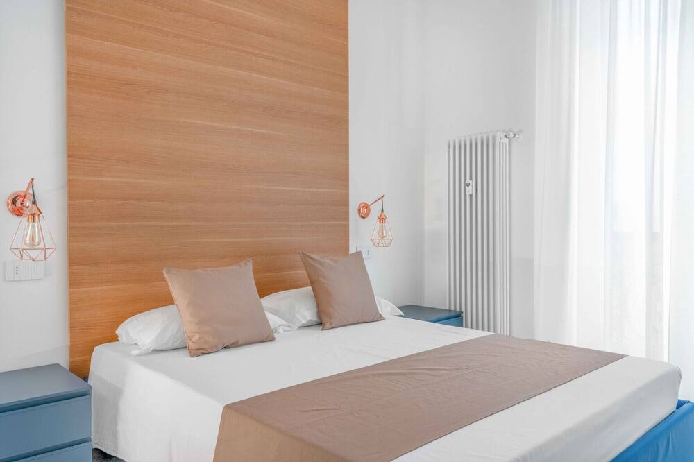 Photo of Bedroom in Chinatown