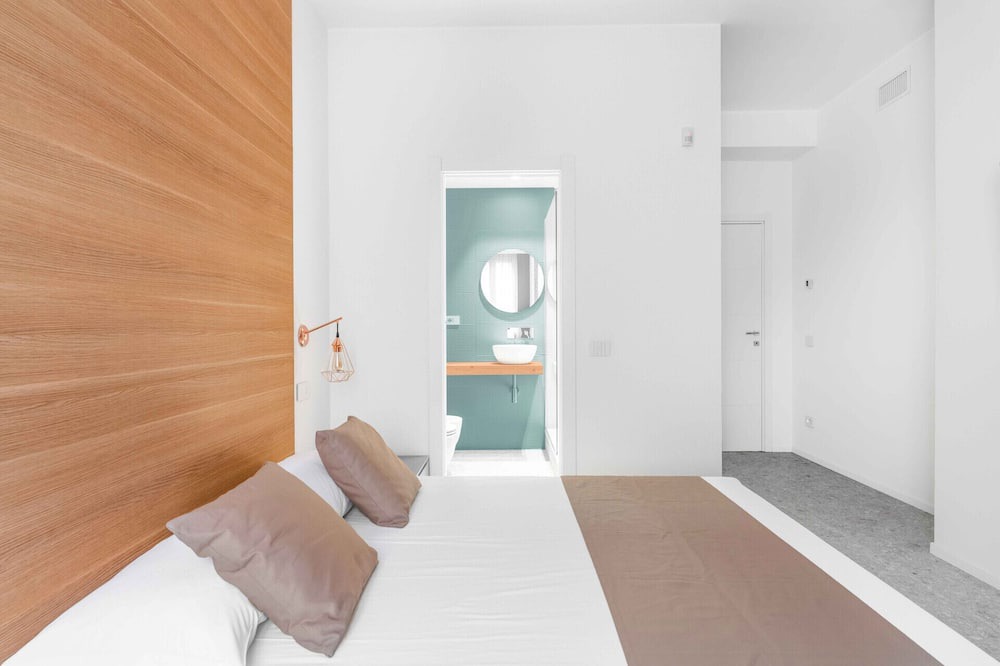 Photo of Bedroom in Chinatown