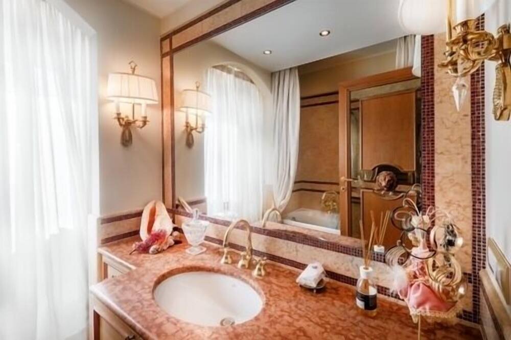 Photo of Bathroom in Porta Venezia