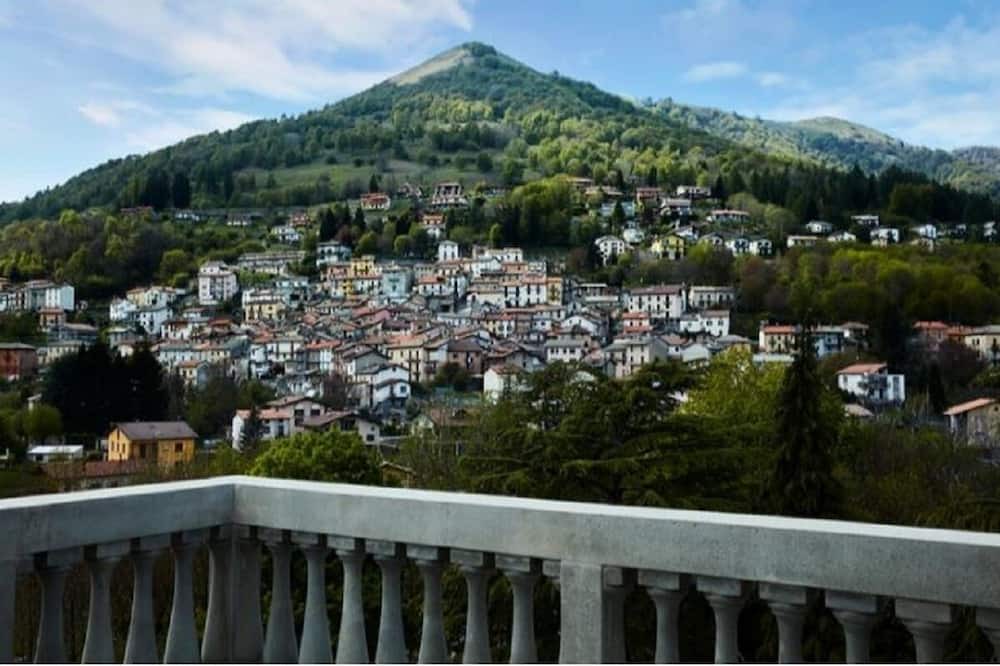 Photo of Patio Balcony in Pigra