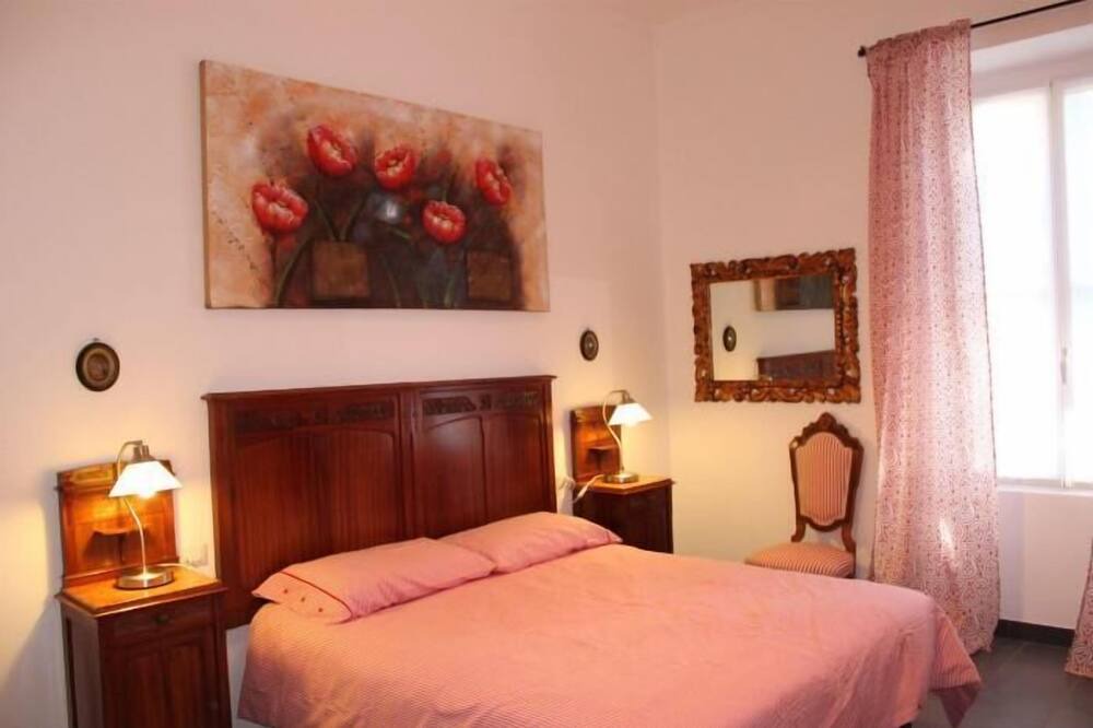 Photo of Bedroom in Domaso