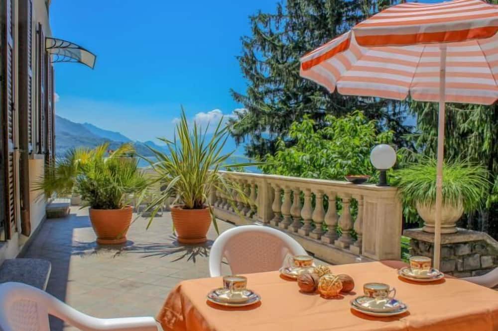 Photo of Patio Balcony in Domaso