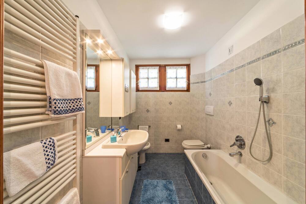 Photo of Bathroom in Dervio