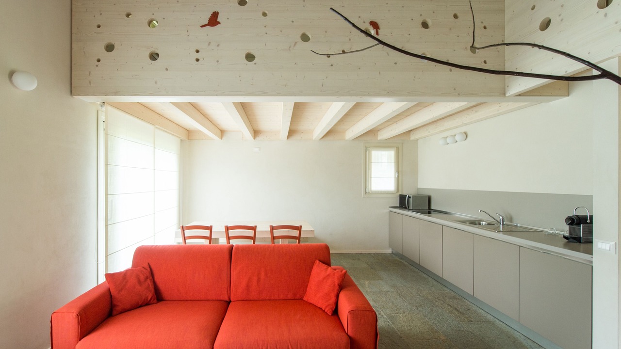 Photo of Livingroom in Prestine