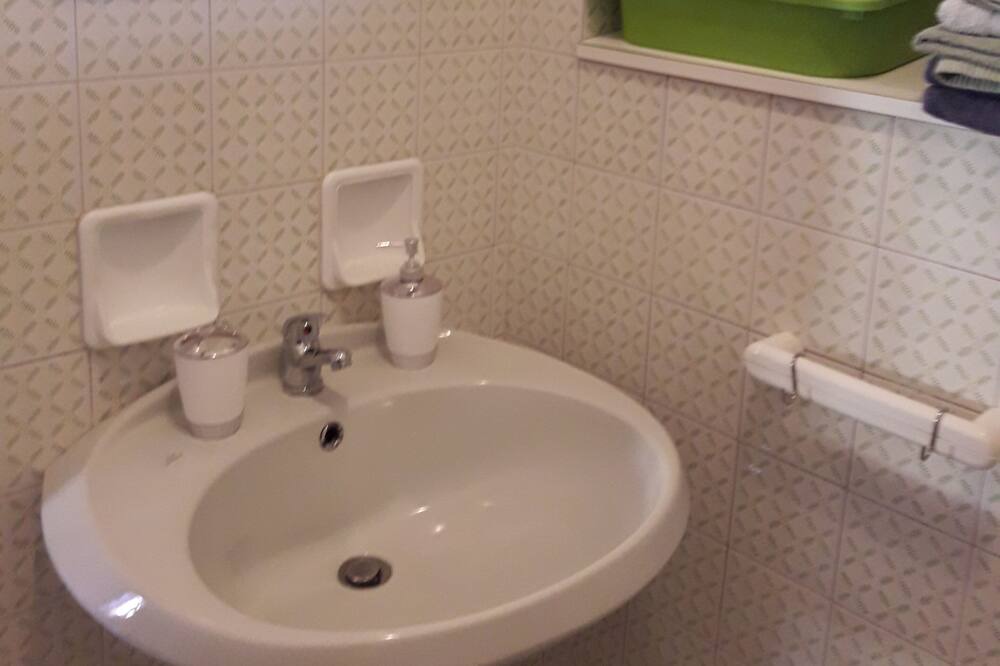 Photo of Bathroom in Bregnano
