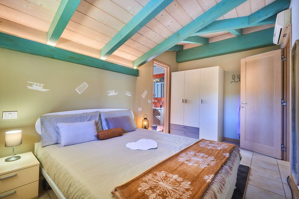 Photo of Bedroom in Lierna