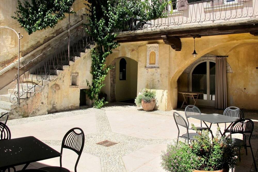 Photo of Patio Balcony in Pulciano