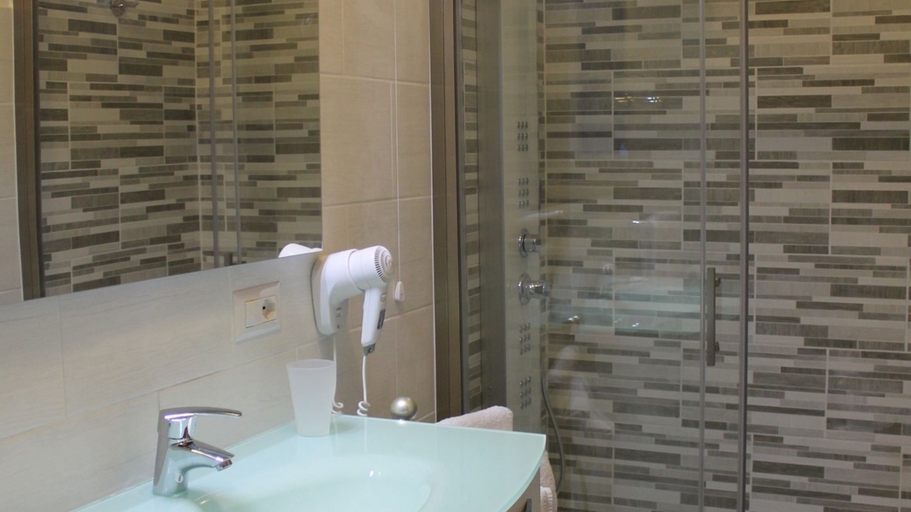 Photo of Bathroom in Maccagno