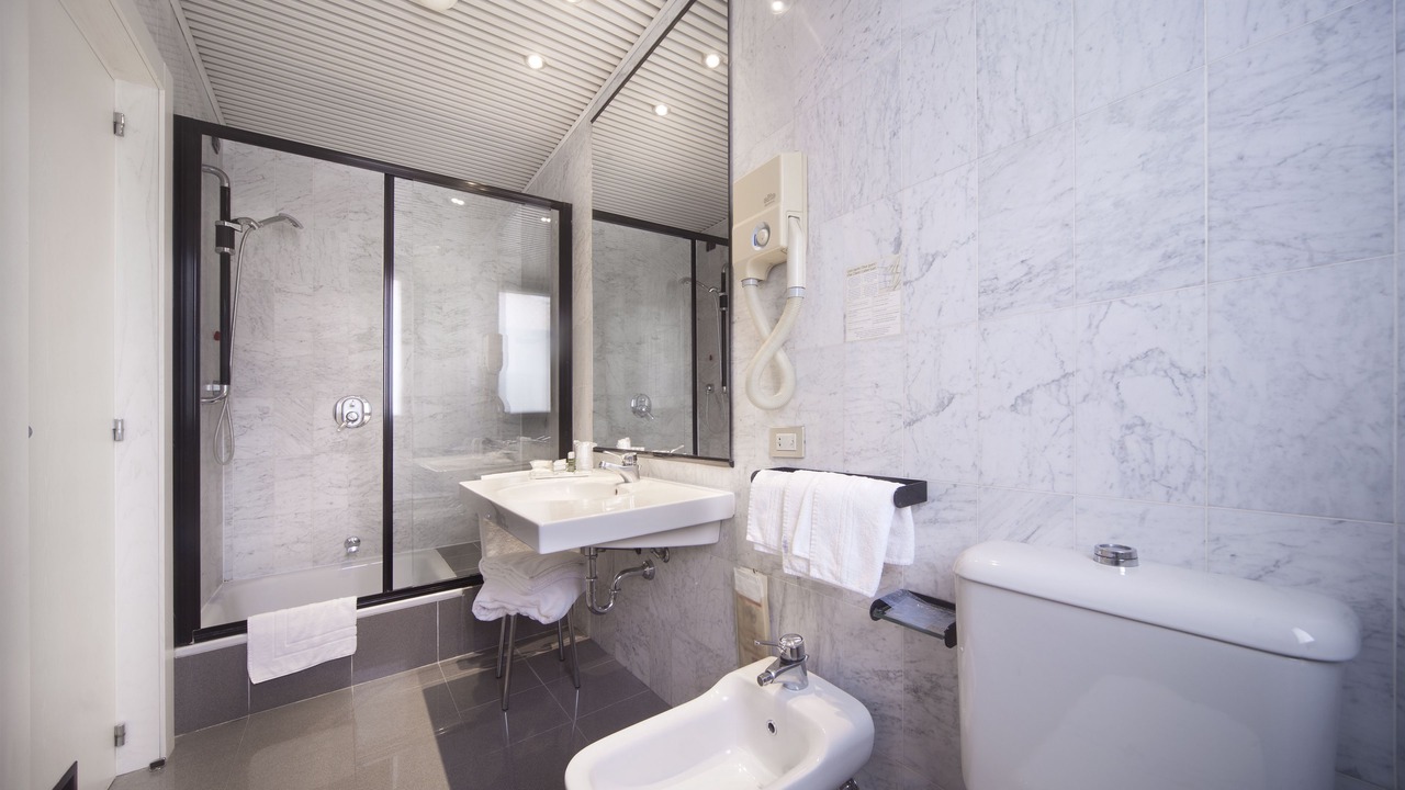 Photo of Bathroom in Parabiago