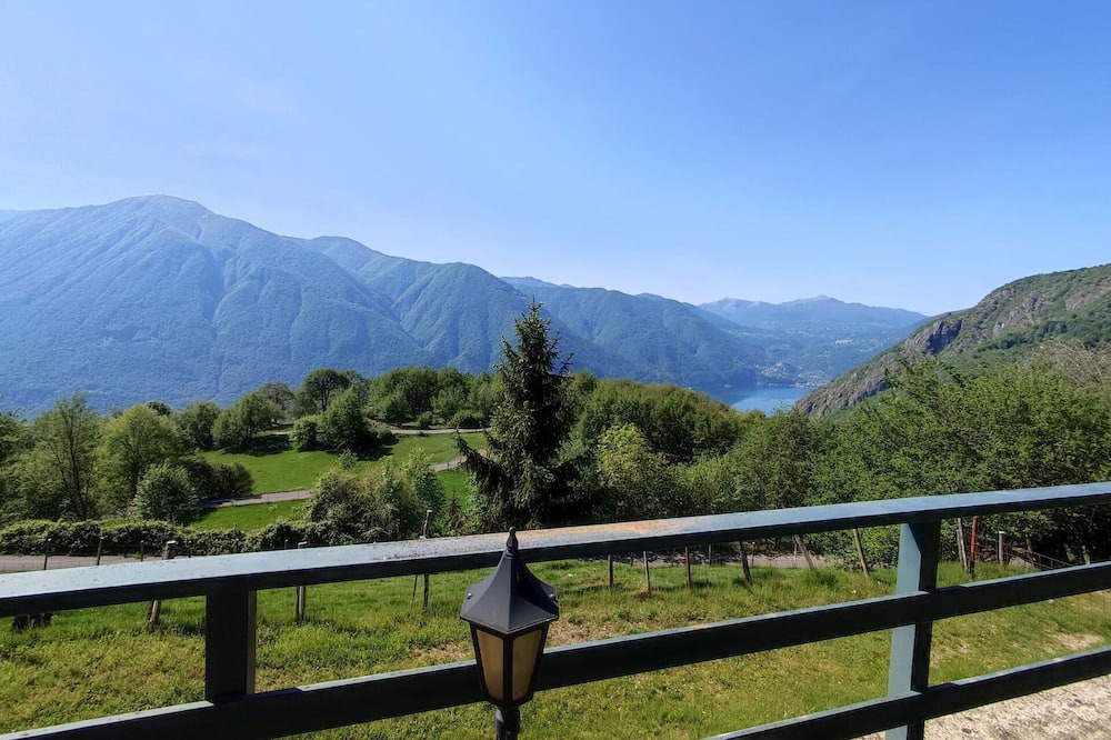Photo of Outdoor in Corrido