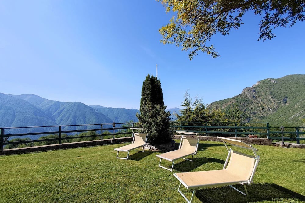 Photo of Outdoor in Corrido