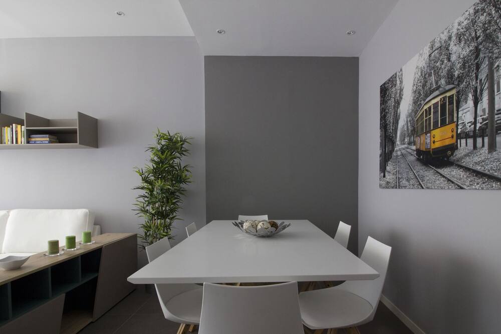 Photo of Kitchen in Magenta