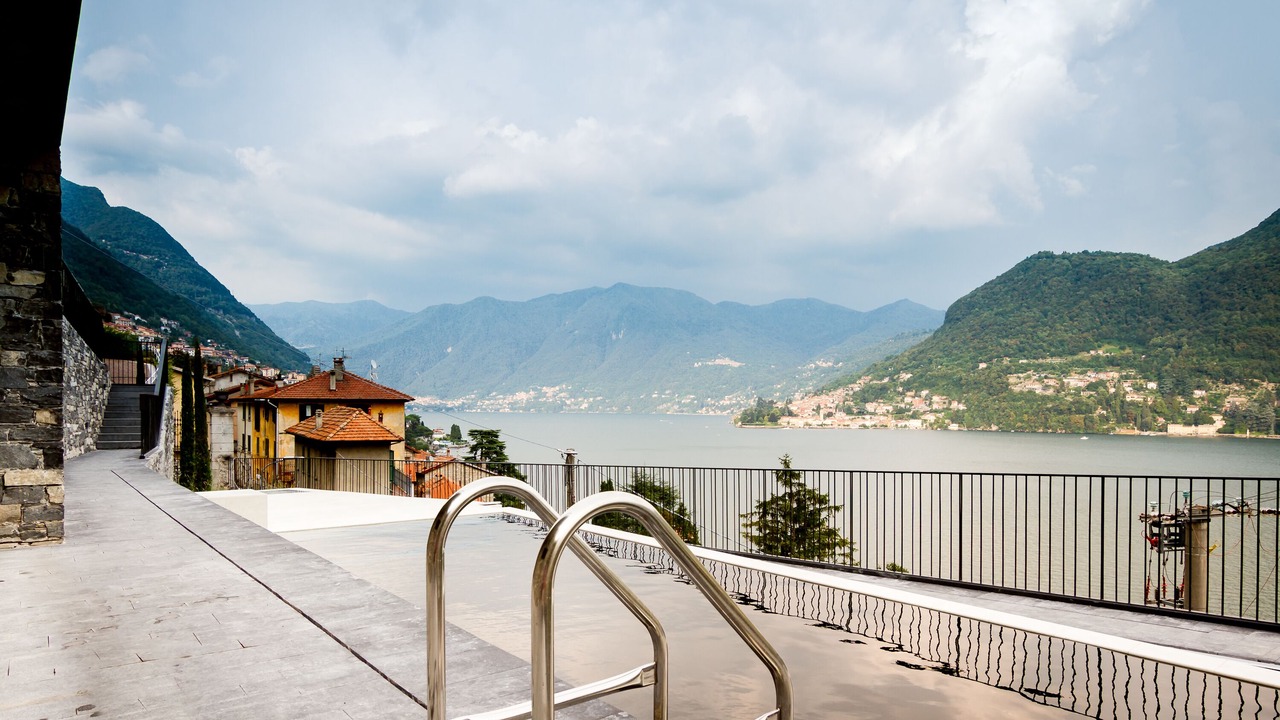 Photo of Others in Moltrasio