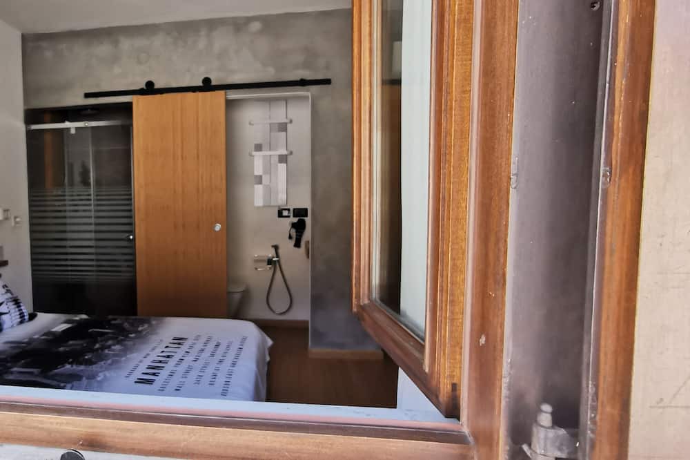 Photo of Bedroom in Borno