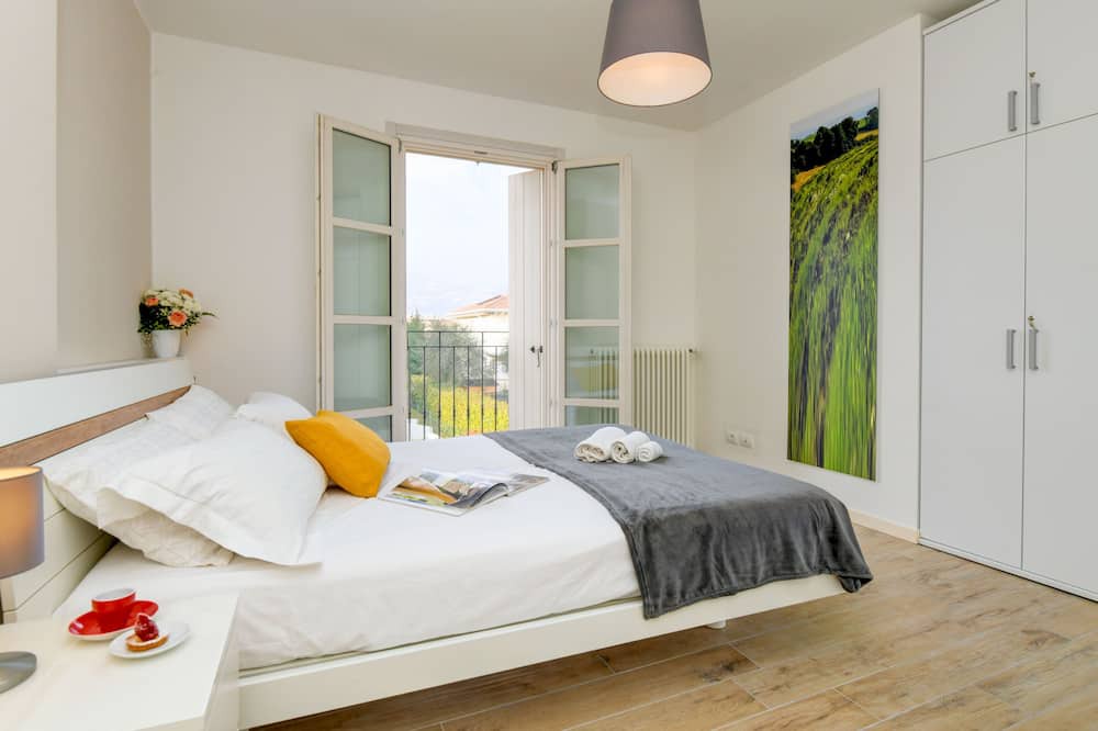 Photo of Bedroom in Toscolano Maderno