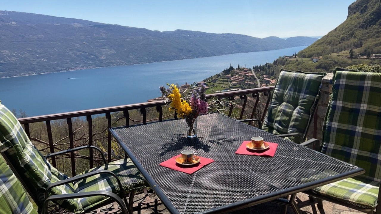 Photo of Outdoor in Aer