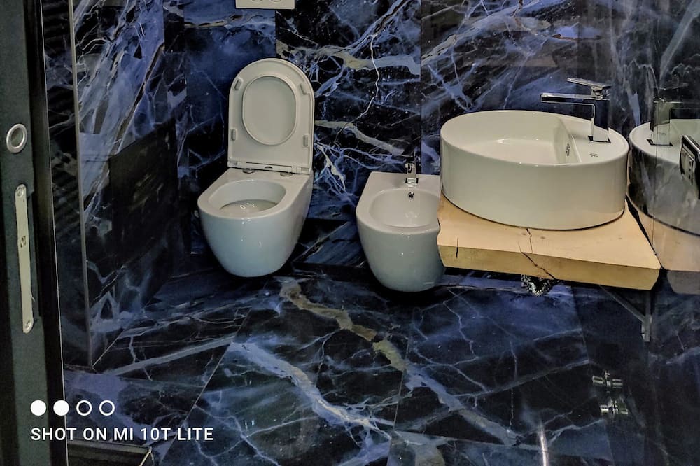 Photo of Bathroom in Morivione