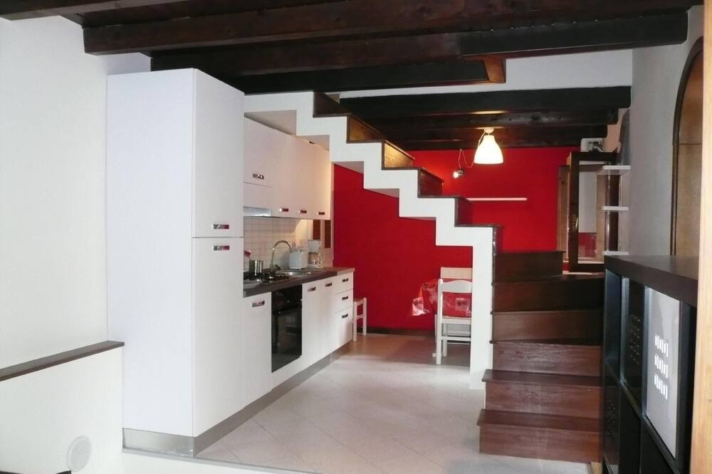 Photo of Kitchen in Toscolano Maderno