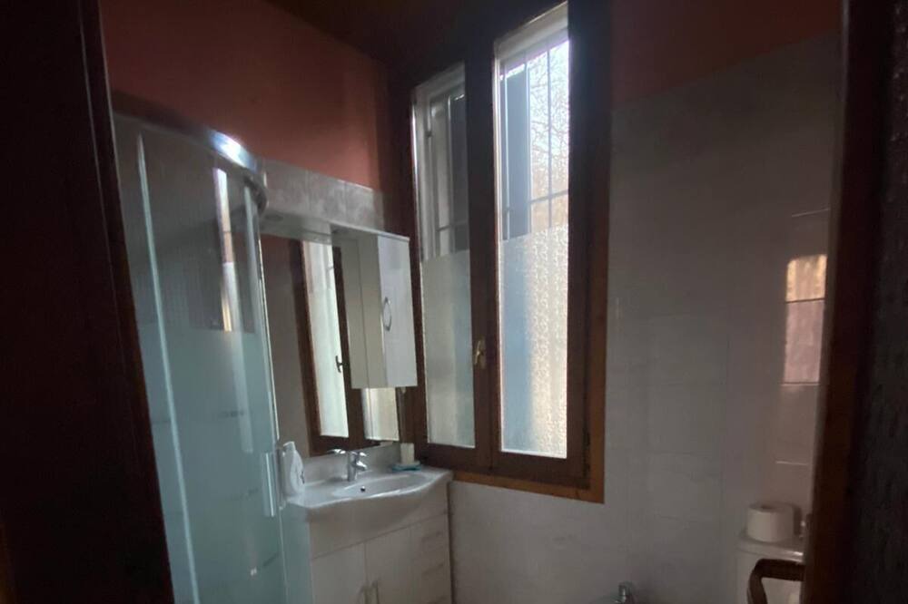 Photo of Bathroom in Cavagnano