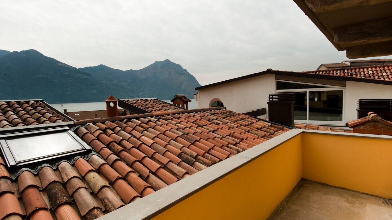 Photo of Patio Balcony in Lovere Old Town