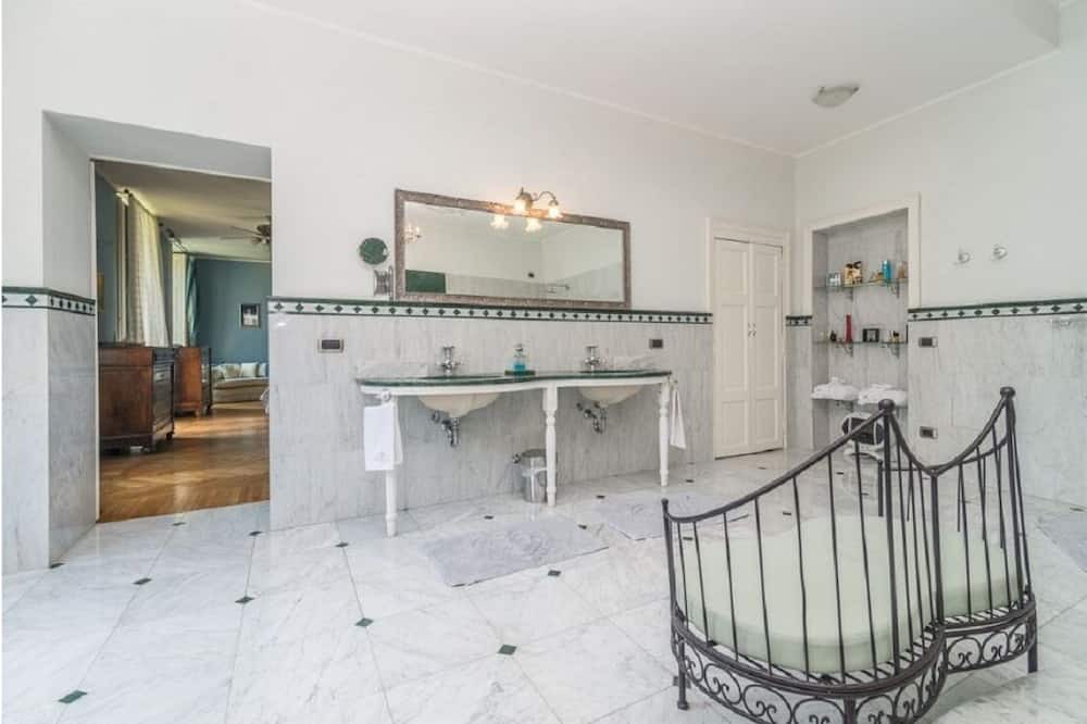Photo of Kitchen in Como