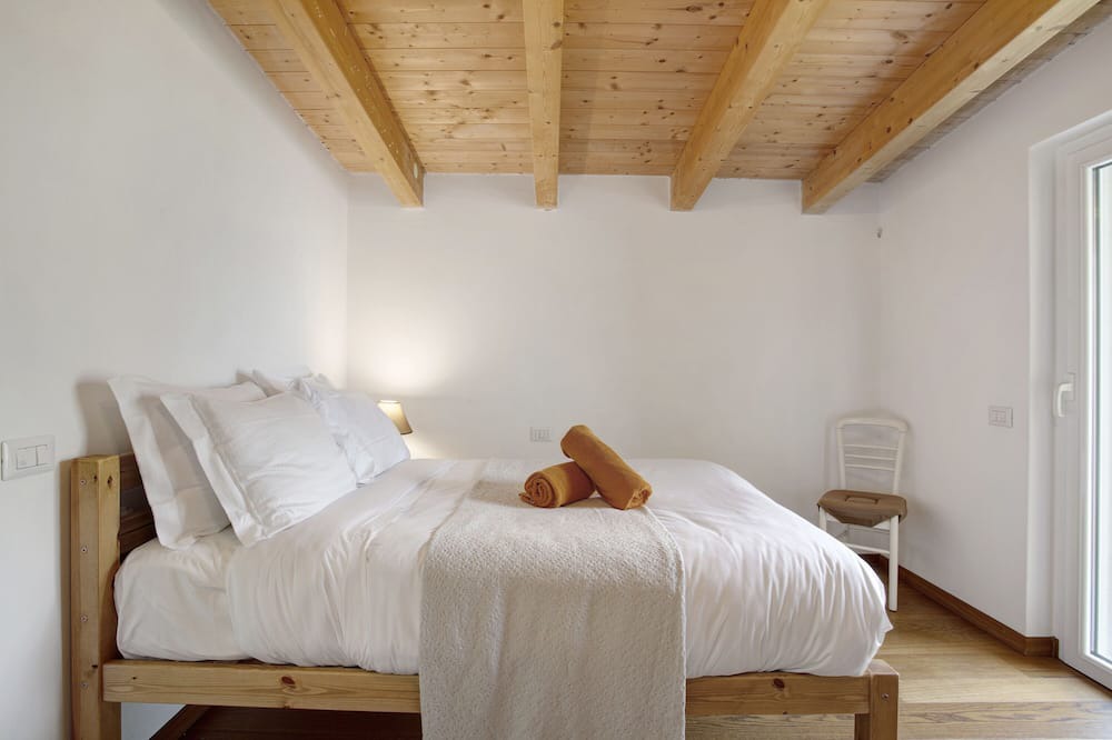 Photo of Bedroom in Oliveto Lario