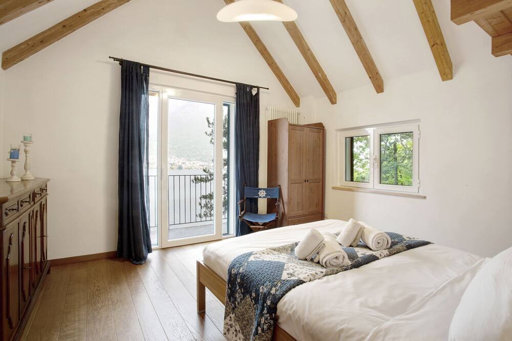 Photo of Bedroom in Oliveto Lario