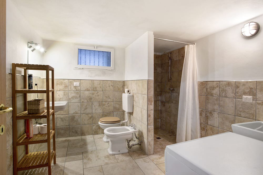 Photo of Bathroom in Oliveto Lario