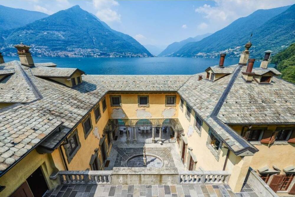 Photo of Outdoor in Torno