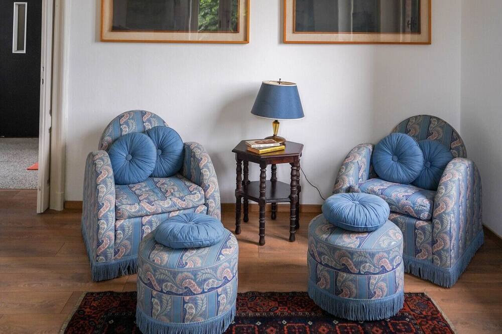 Photo of Livingroom in Monate