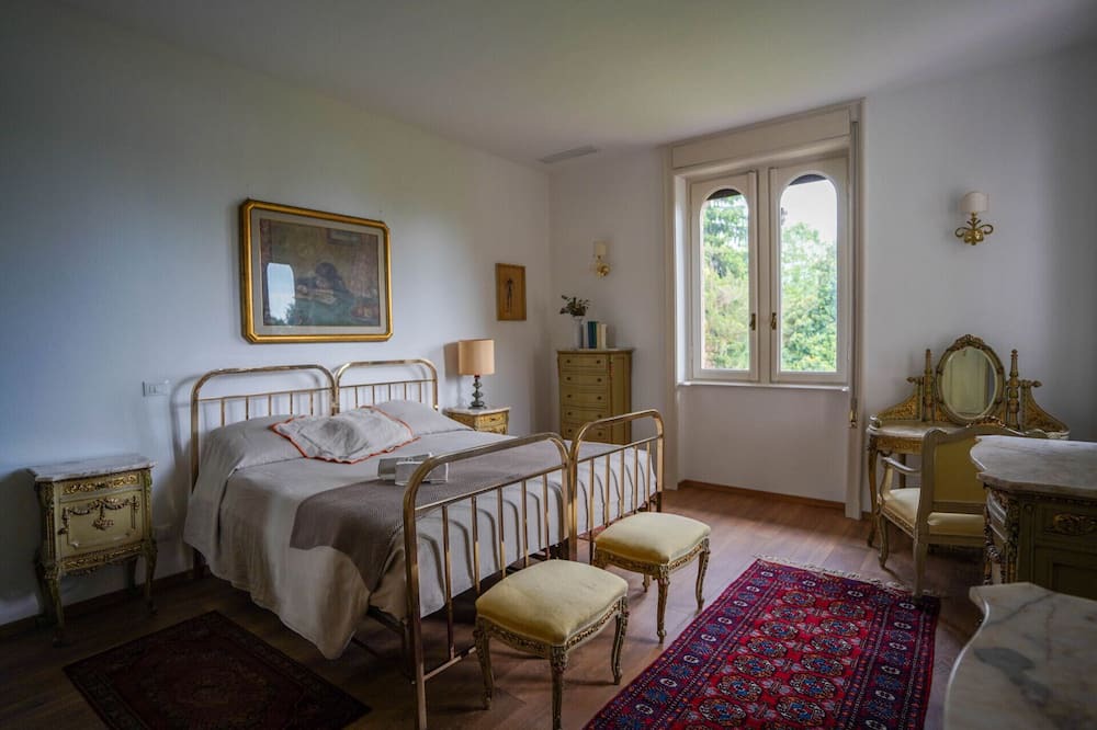 Photo of Bedroom in Monate