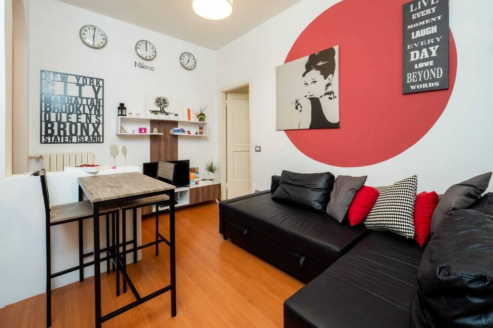 Photo of Livingroom in Navigli