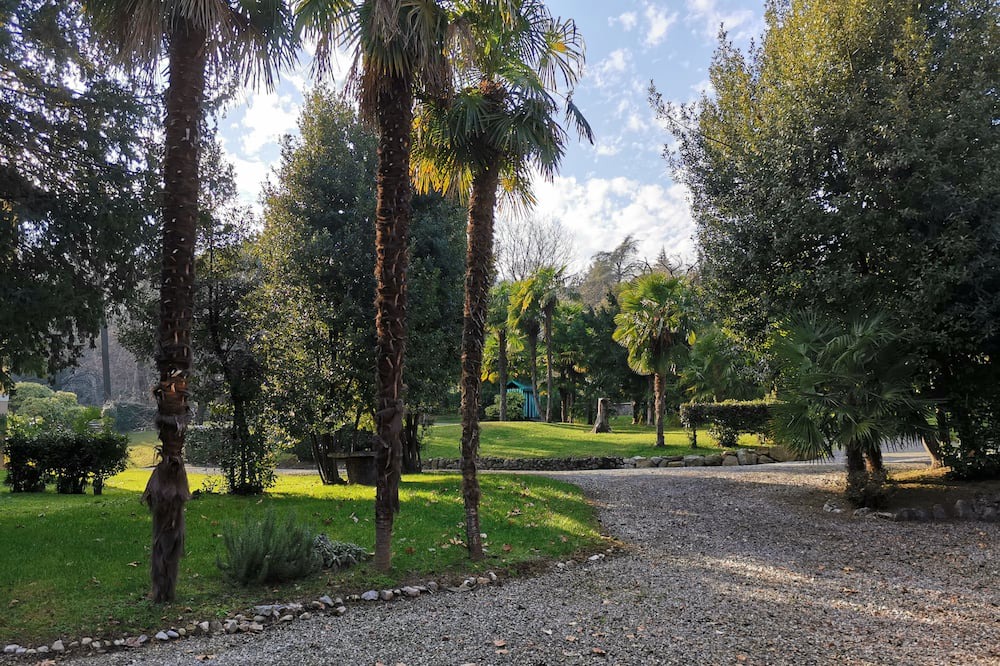 Photo of Outdoor in Erba