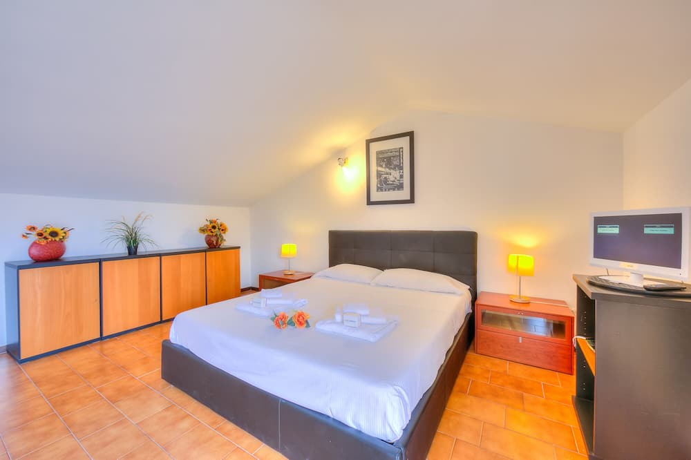 Photo of Bedroom in Portese