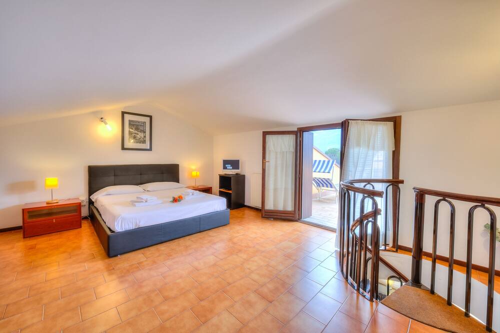 Photo of Bedroom in Portese