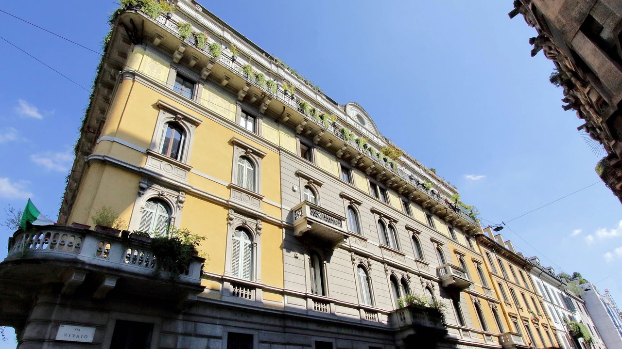 Photo of Outdoor in Tricolore