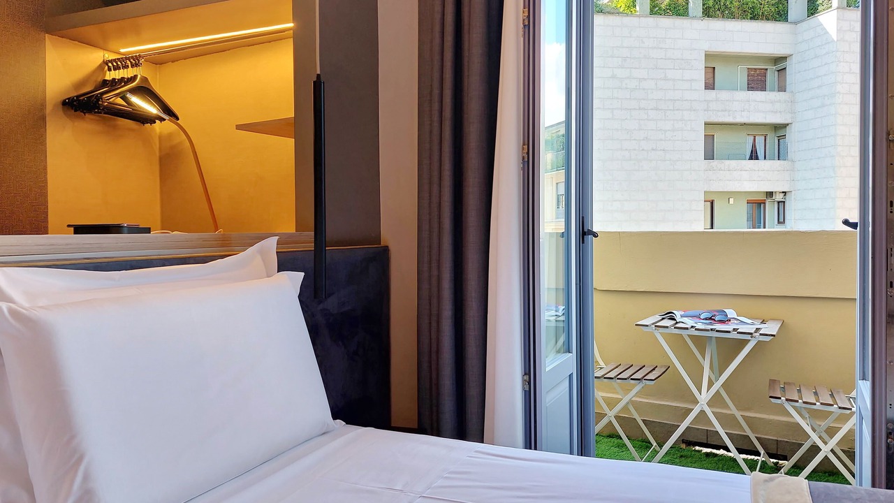 Photo of Bedroom in Tricolore