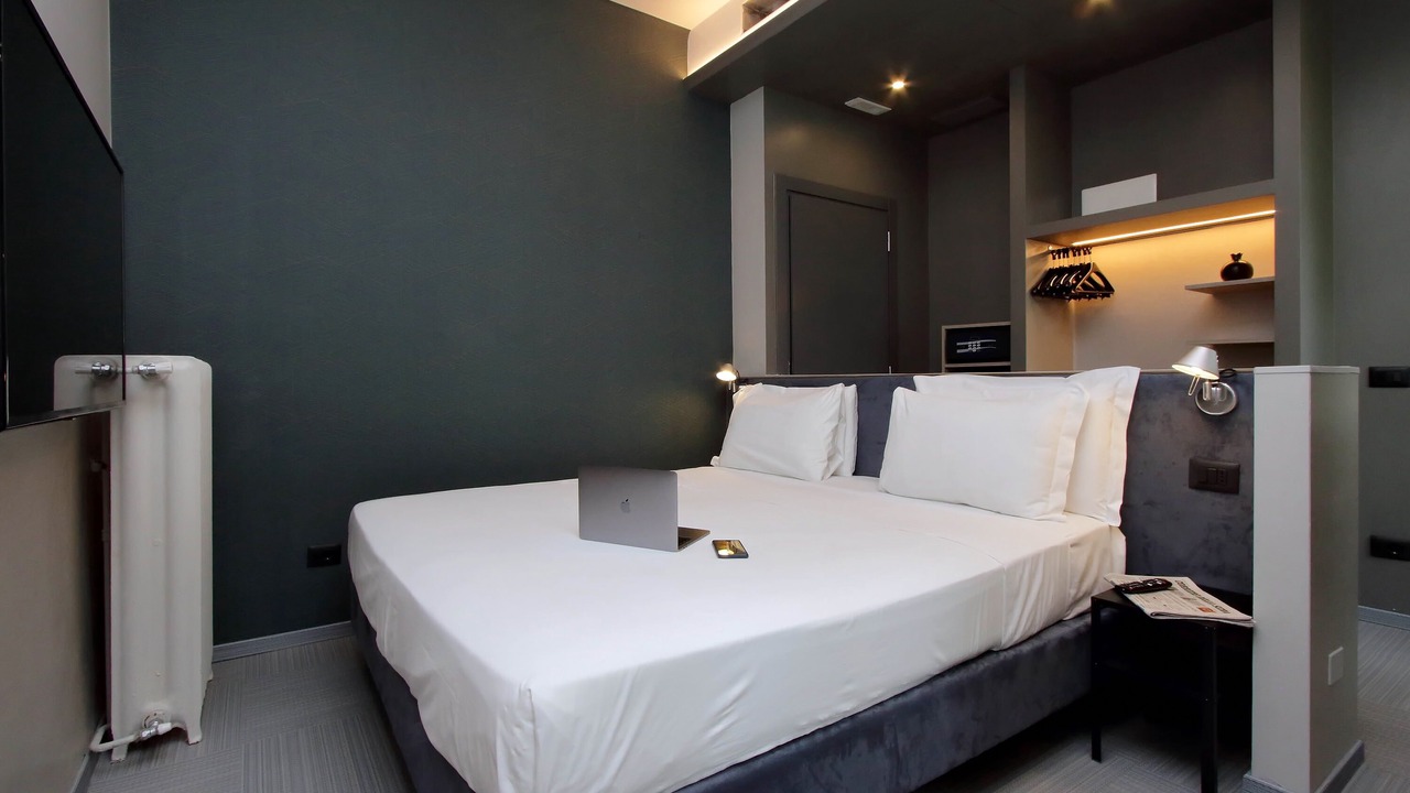 Photo of Bedroom in Tricolore