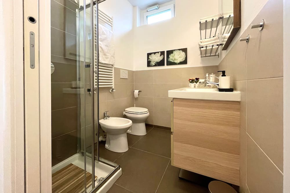 Photo of Bathroom in Monza