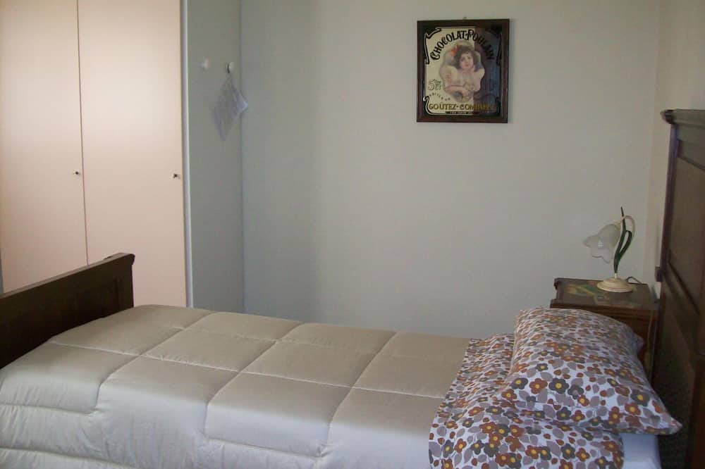 Photo of Bedroom in Vanzaghello