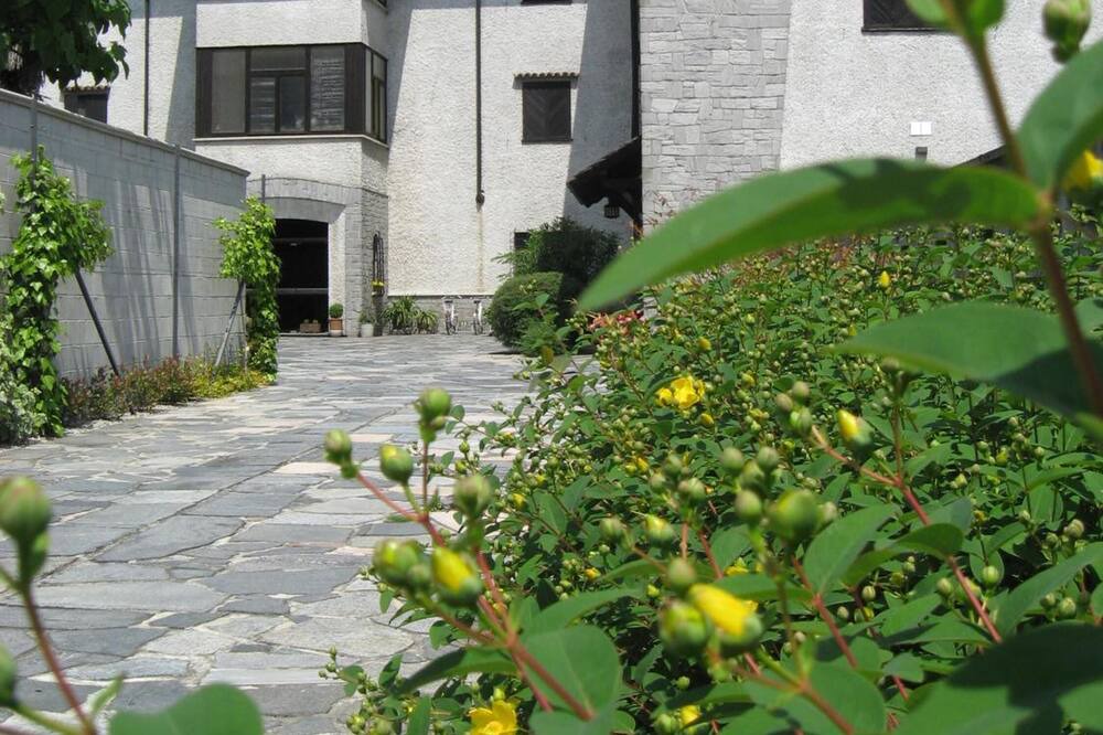 Photo of Outdoor in Vanzaghello