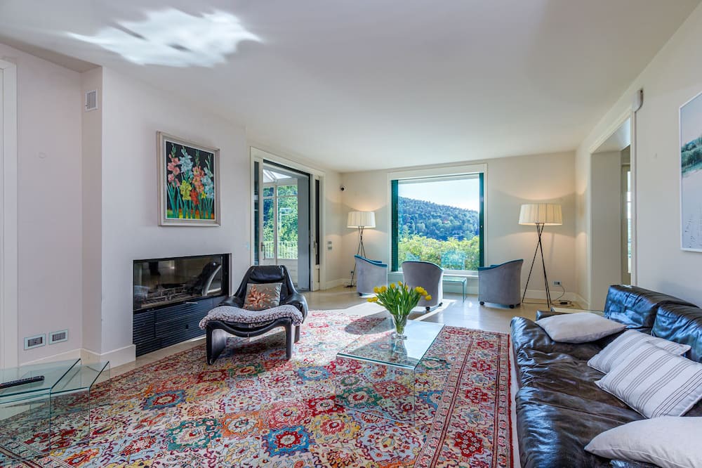 Photo of Bedroom in Comabbio
