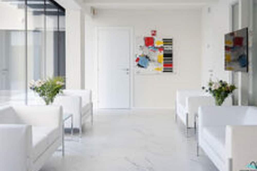 Photo of Livingroom in San Felice del Benaco