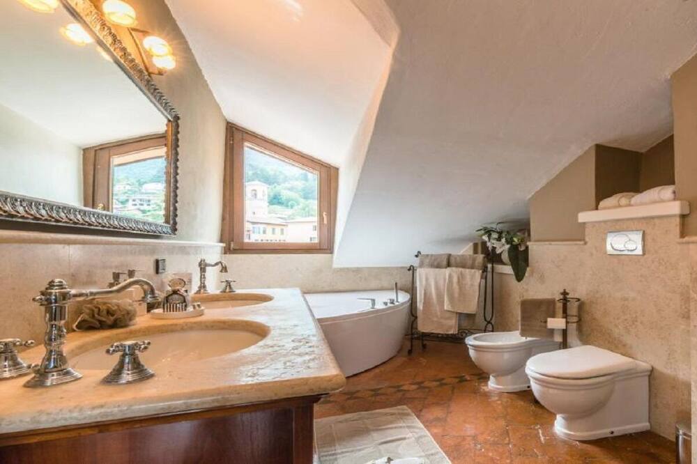 Photo of Bathroom in Ca' Bianca