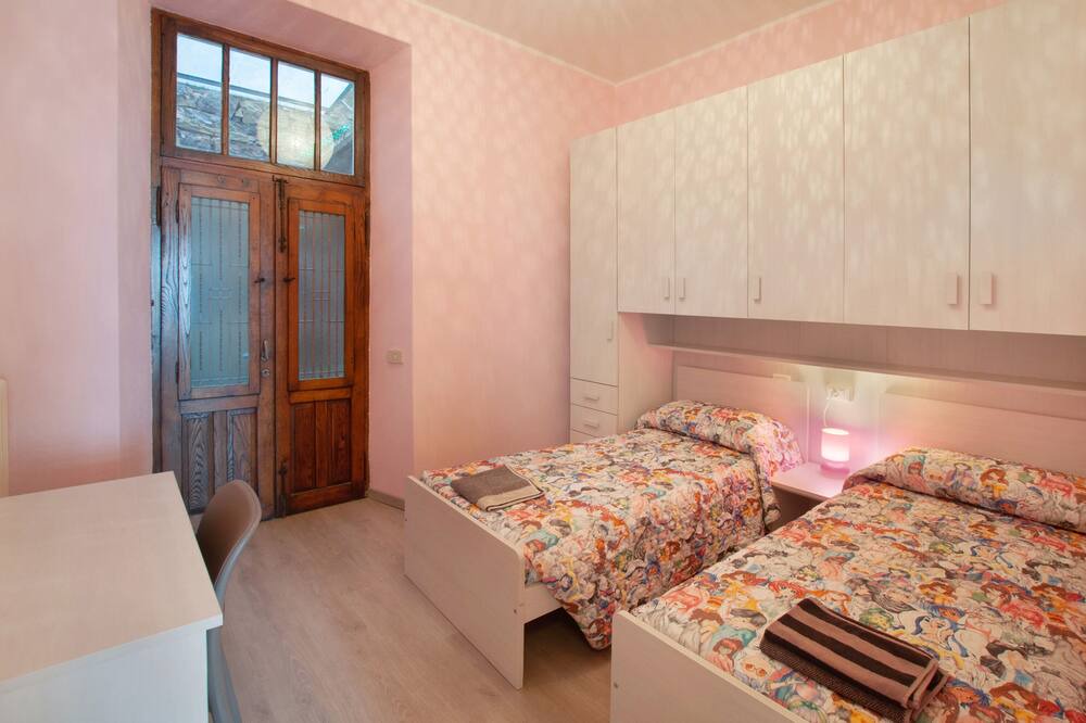 Photo of Bedroom in Colonno