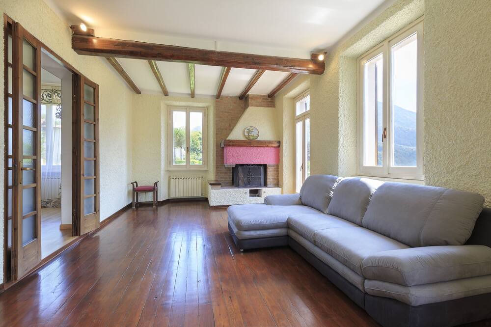 Photo of Livingroom in Dizzasco