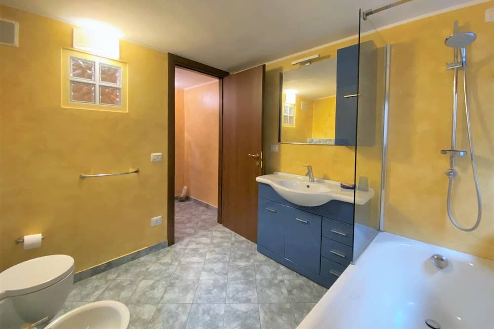 Photo of Bathroom in Brienno